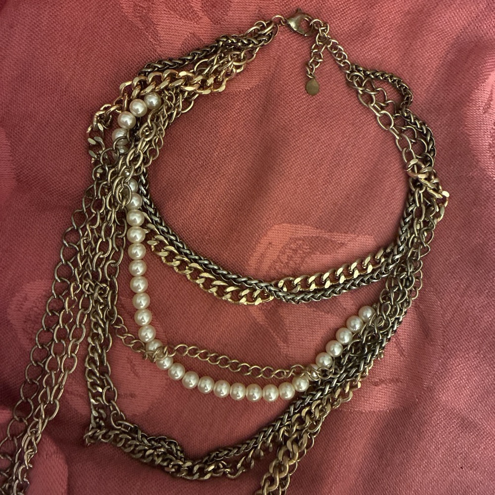Vintage Y2K Bebe Metallic and Pearl Chain Necklace
